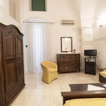 La Terra Отель Остуни