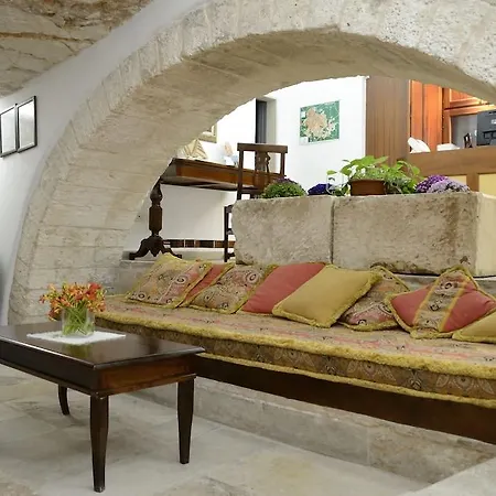 Отель La Terra Остуни