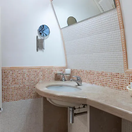 La Terra Остуни