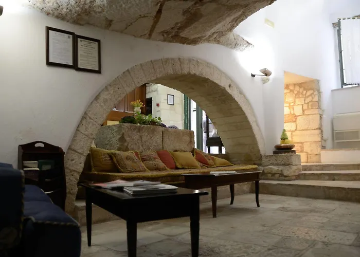 La Terra 4* אוסטוני